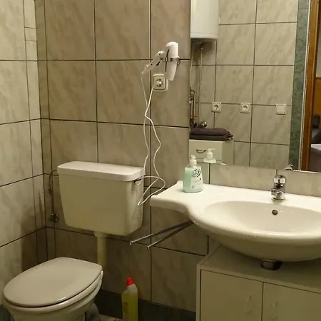 페린보눙 카린 후머 아파트 *