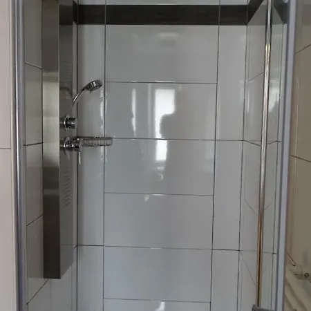 Karin Humer Lägenhet